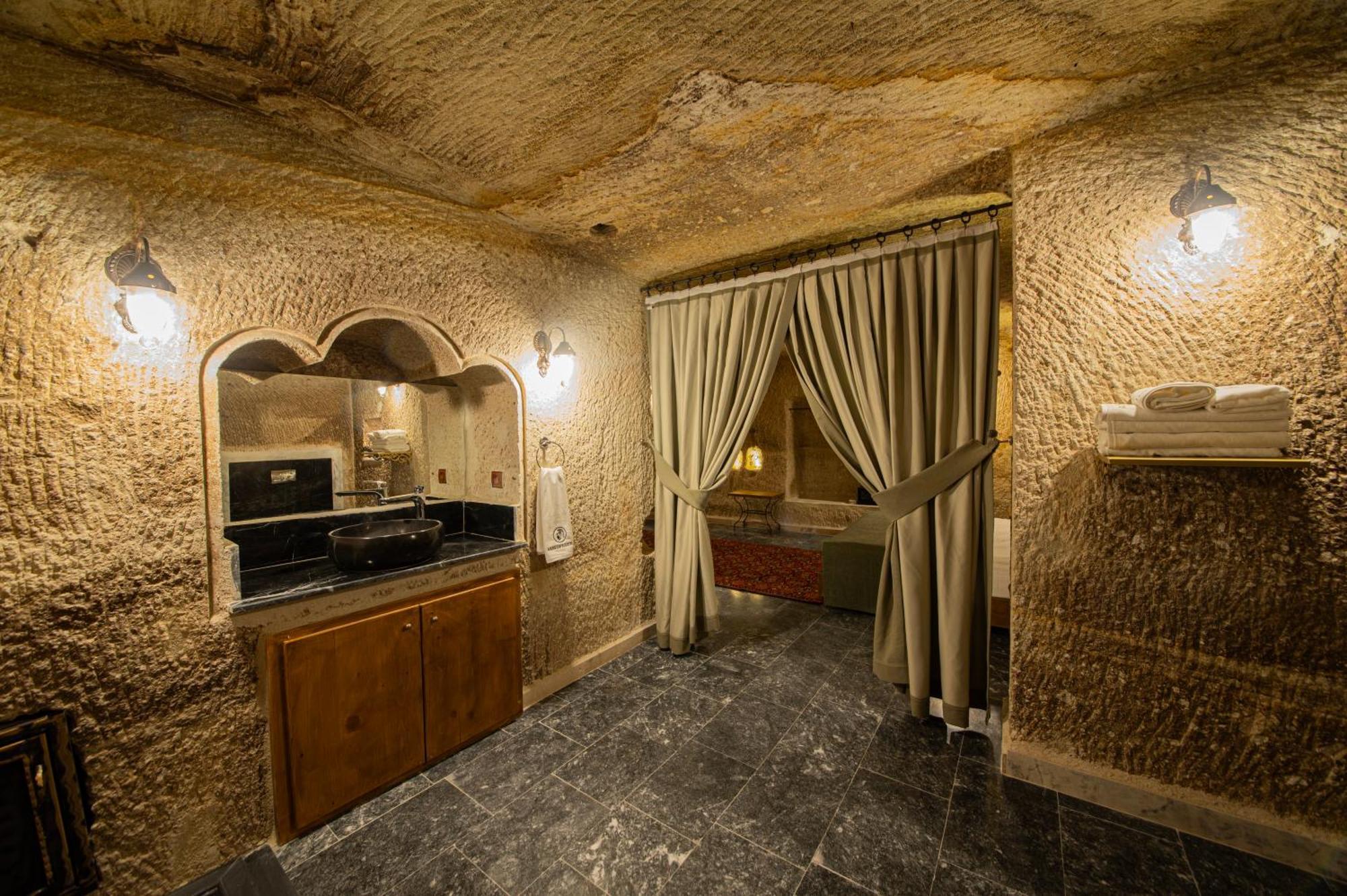 Ares Cave Suites Göreme Zewnętrze zdjęcie