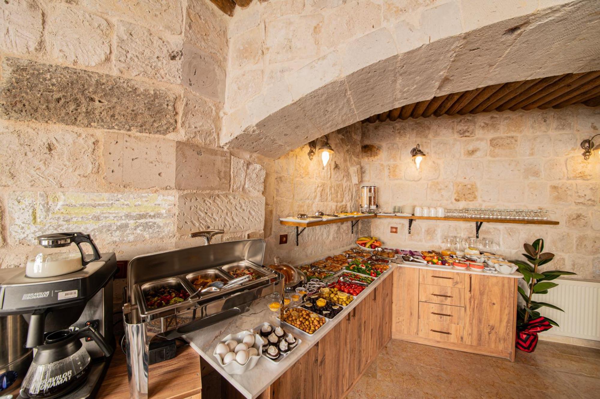 Ares Cave Suites Göreme Zewnętrze zdjęcie
